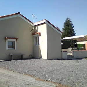 Le Cabanon Hébergement de vacances Lacrouzette