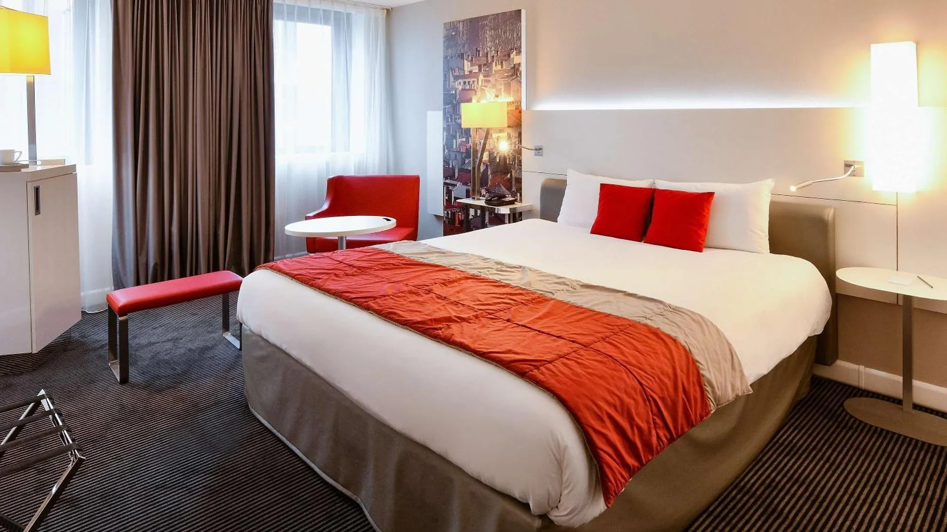 Mercure Lyon Centre Saxe Lafayette 4*,