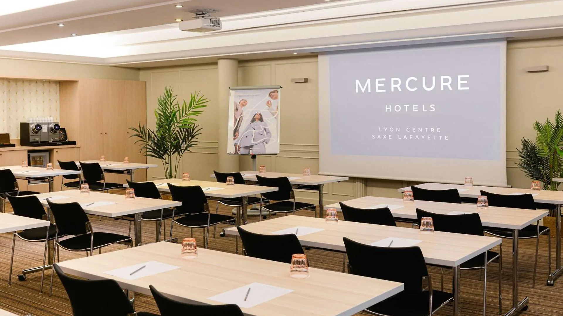 Mercure Lyon Centre Saxe Lafayette Hotel