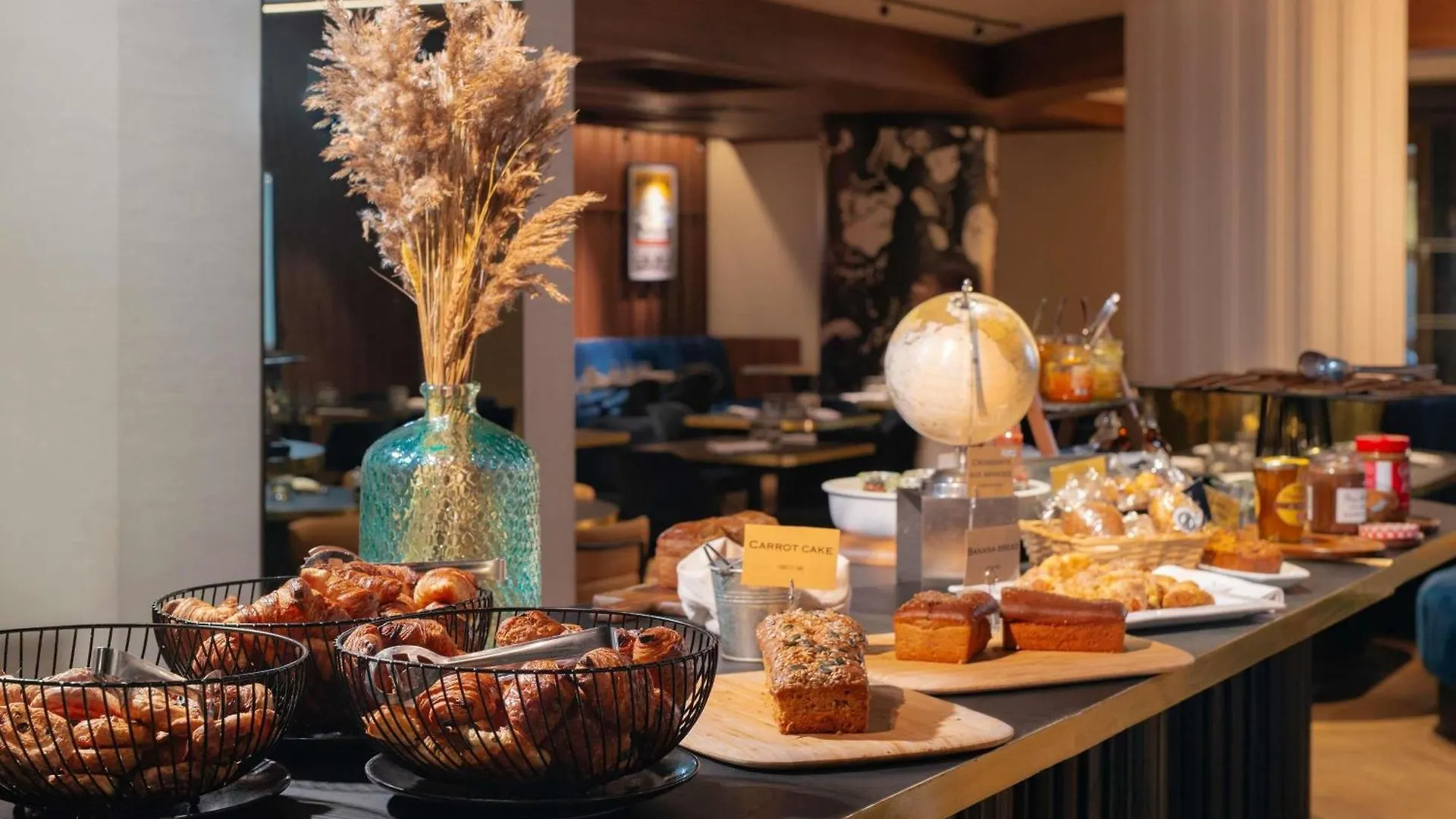Mercure Lyon Centre Saxe Lafayette France