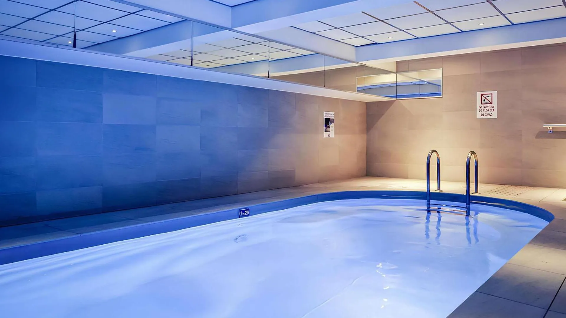 Mercure Lyon Centre Saxe Lafayette 4*,  France